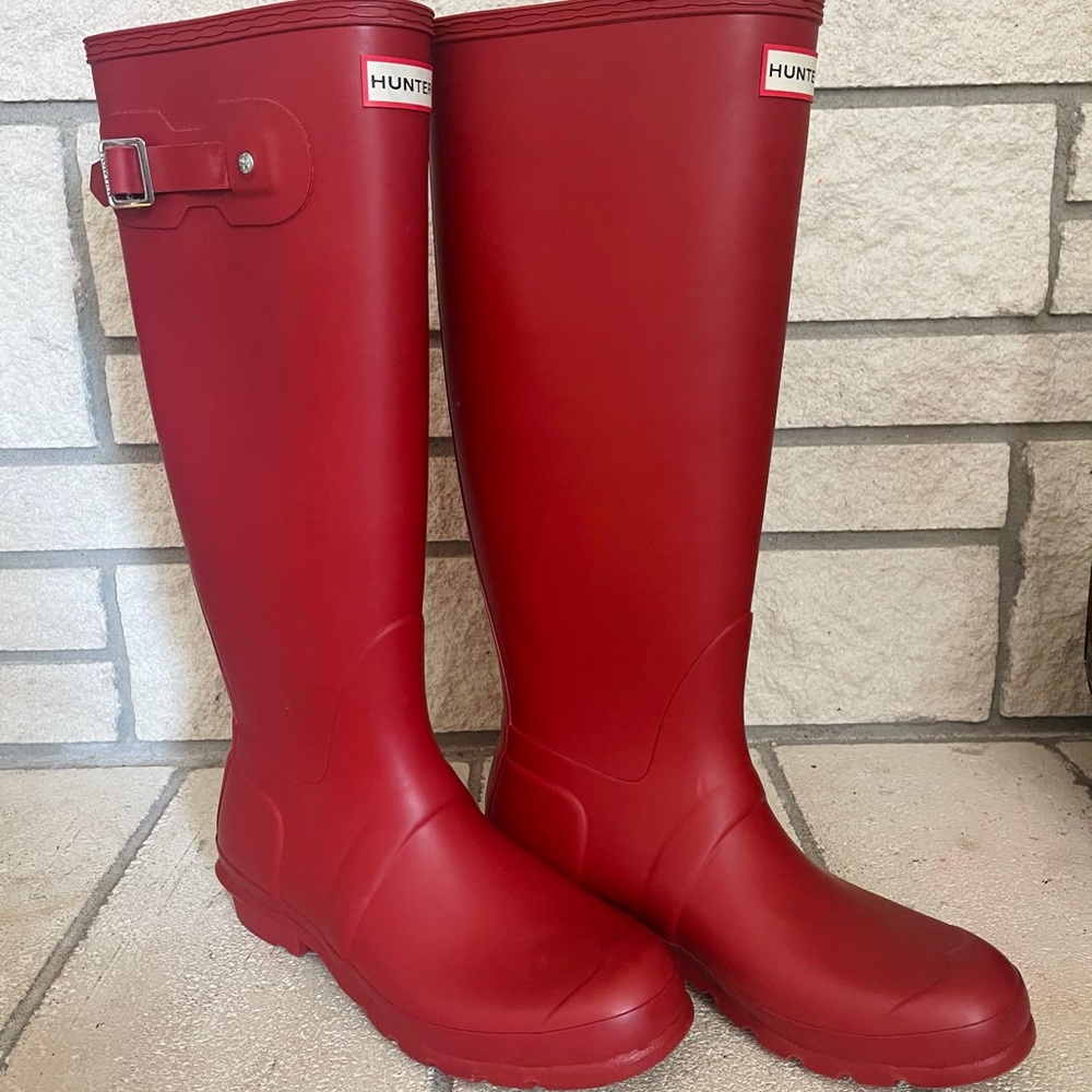 Original Tall'Rain Hunter Boot. Military red. US 9